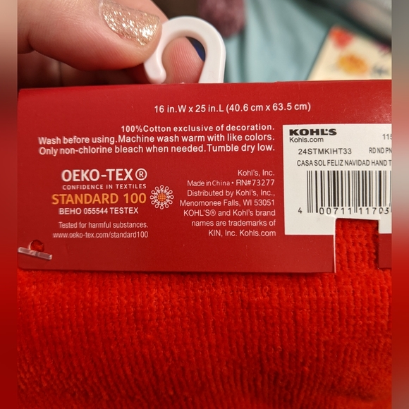 'Feliz Navidad' bath hand towel - Picture 3 of 3